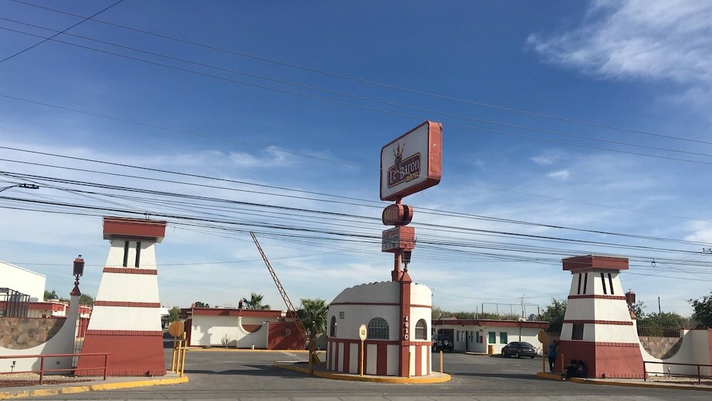 Фото отеля 3