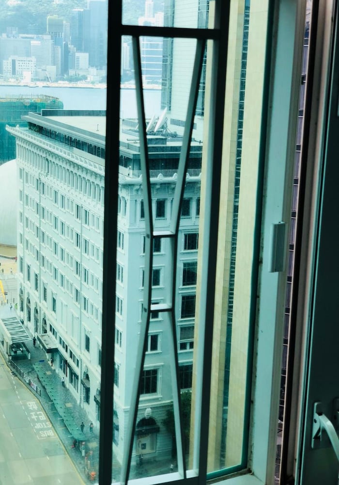 Фото Traveller's Hostel