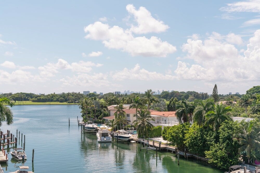 Фото The Altair Hotel Bay Harbor