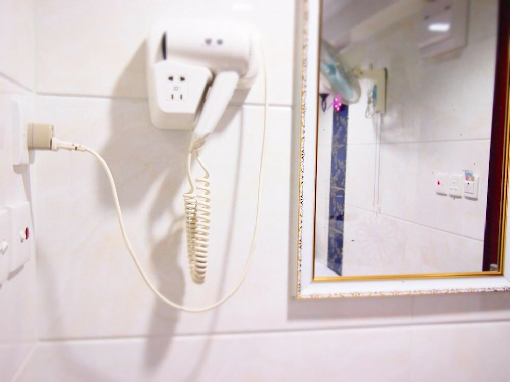 Фото Traveller's Hostel