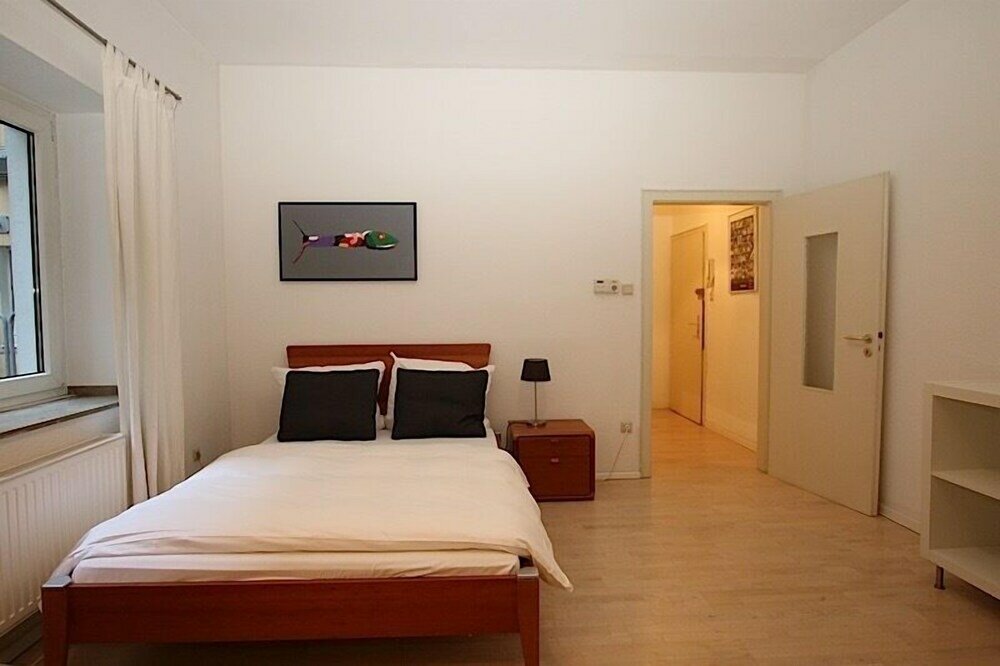 Фото Arthouse Apartments am Rathenauplatz