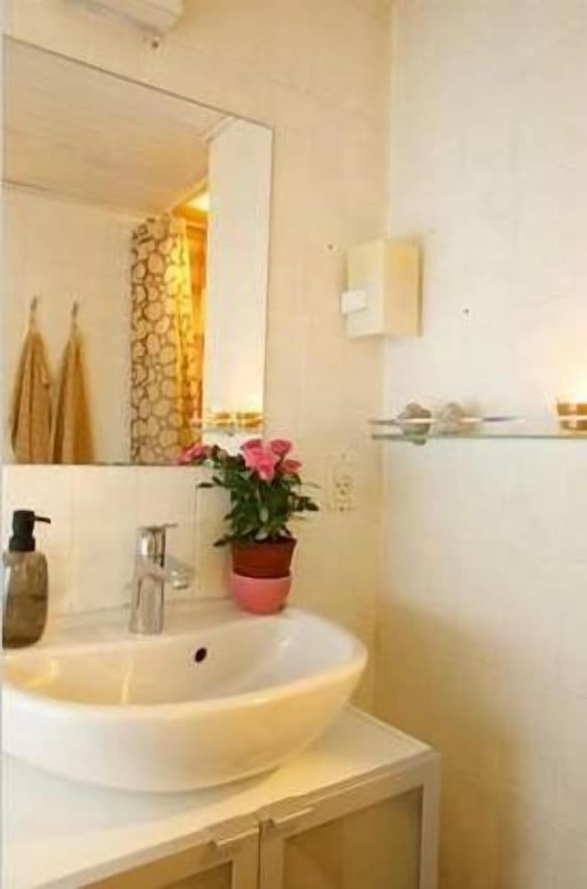 Фото Køge Bed and Kitchen-Apartment