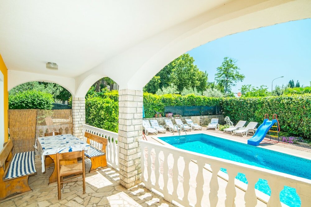 Фото Vacation Pool Apartments