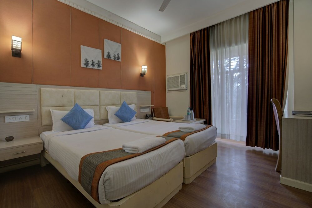 Фото Hotel Mahadev Palace