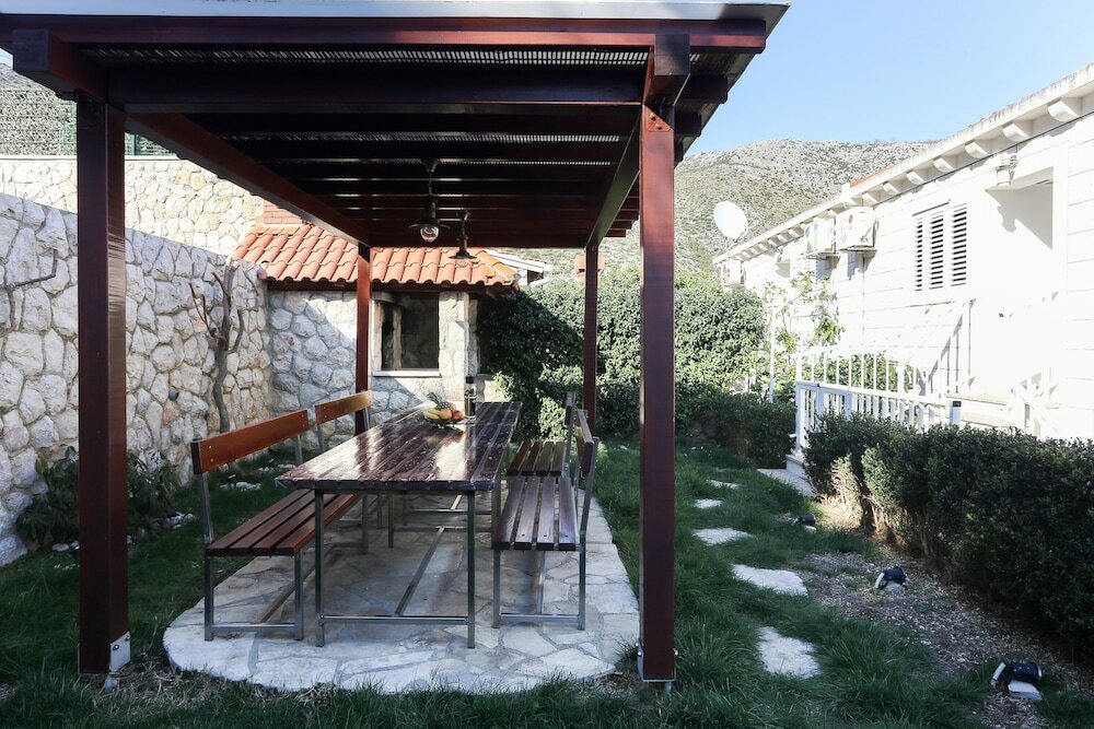 Фото Apartments Moretić