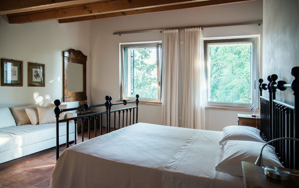 Фото Agriturismo Corte Ruffoni