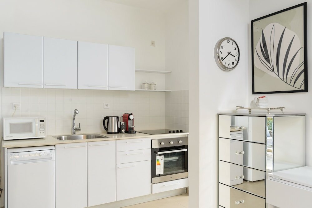 Фото Апартаменты Quiet Hideaway & Terrace near Beach by FeelHome