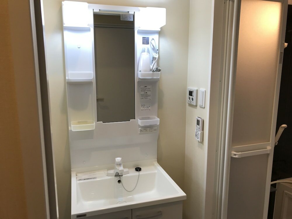 Фото Weekly Harbor View Mansion Ginowan