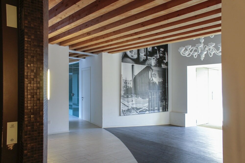 Фото Mazzoni 15 Modern Flat