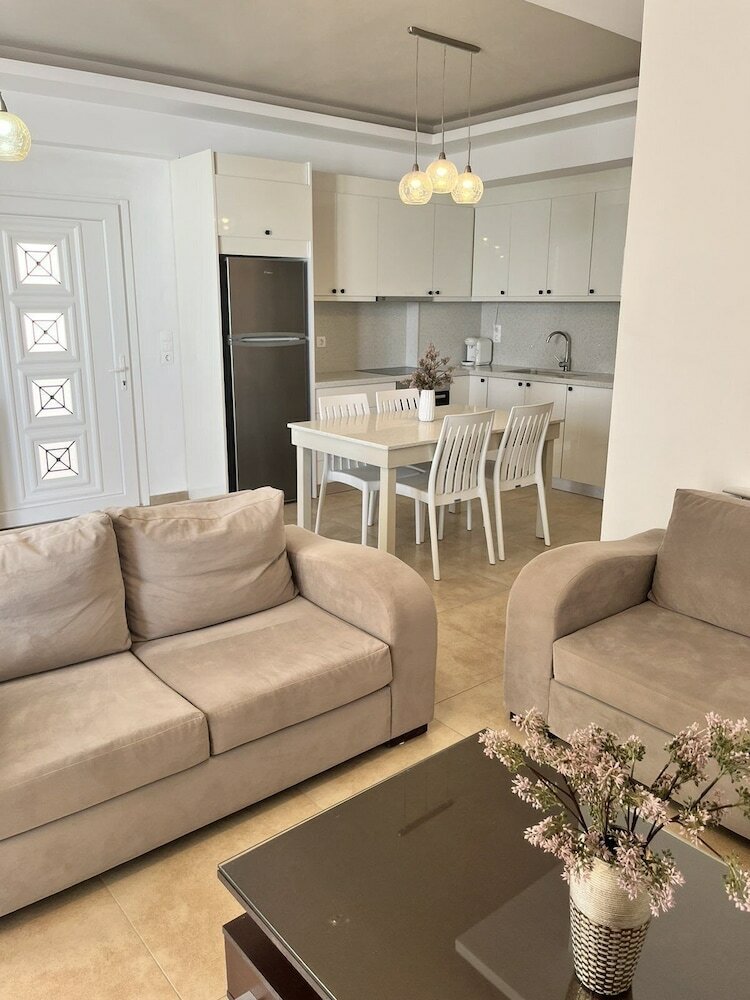 Фото Bella Mare Luxury Apartments