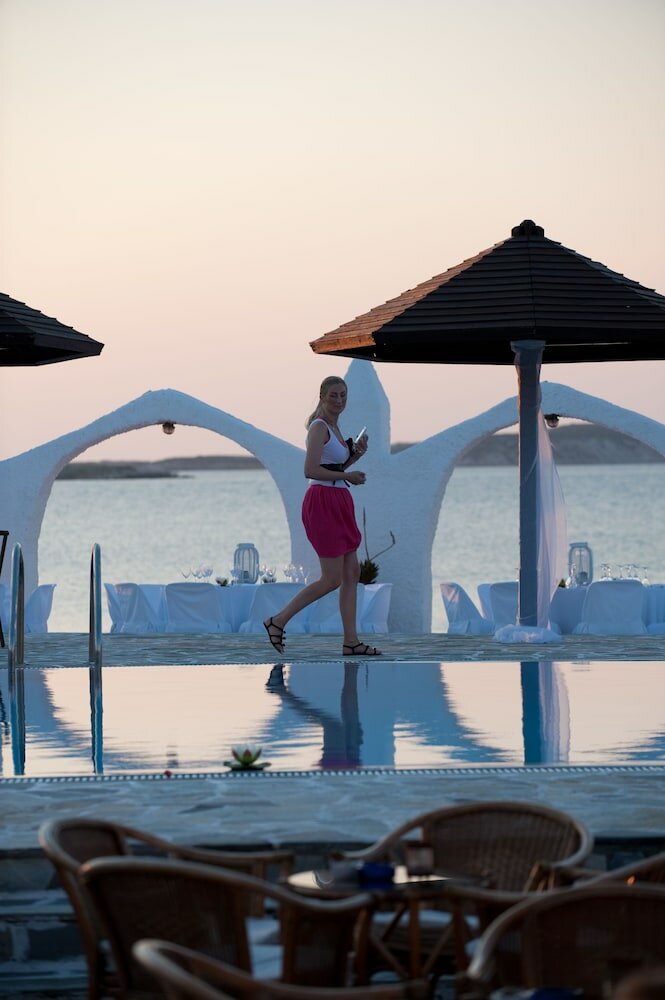 Фото Selina Paros