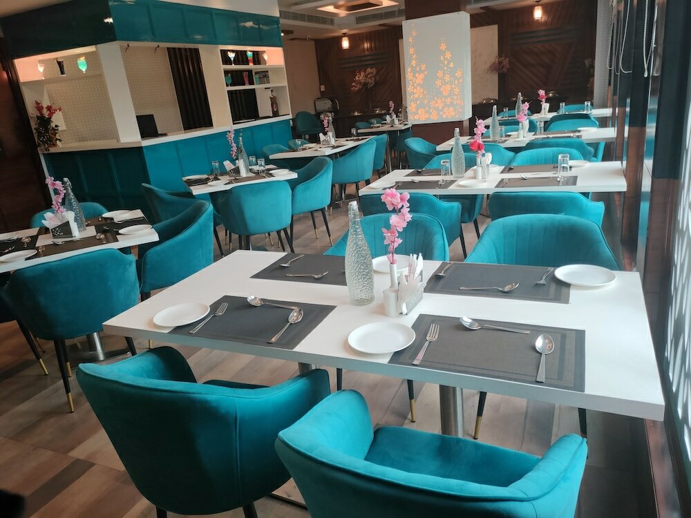 Фото Отель The Golden Apple