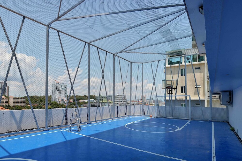 Фото Cosy Beach Condominium