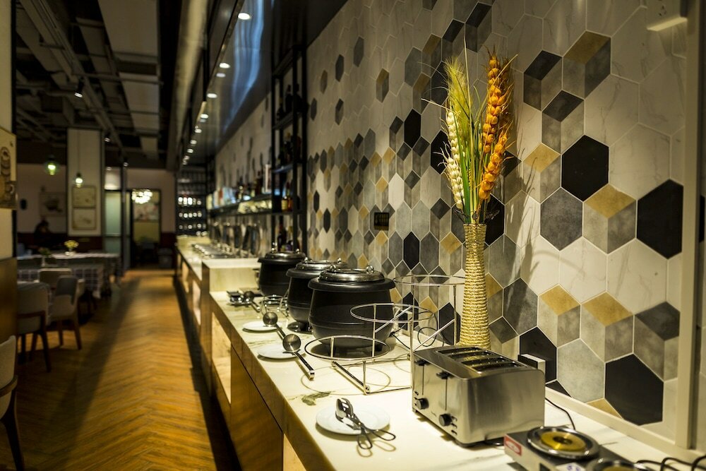 Фото Guilin Plaza Hotel