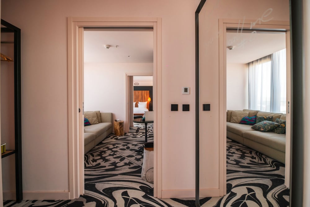 Фото Mama Shelter Belgrade