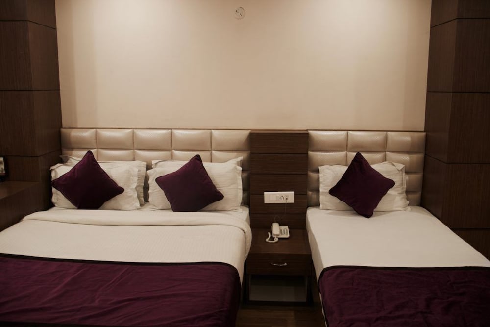 Фото Hotel Pink Mountain