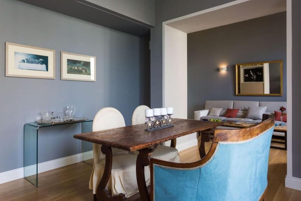 Фото Palazzo Arone dei Baroni di Valentino