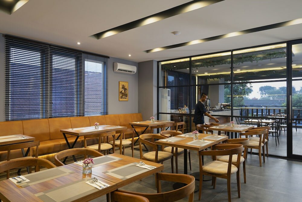 Фото Batiqa Hotel Darmo - Surabaya