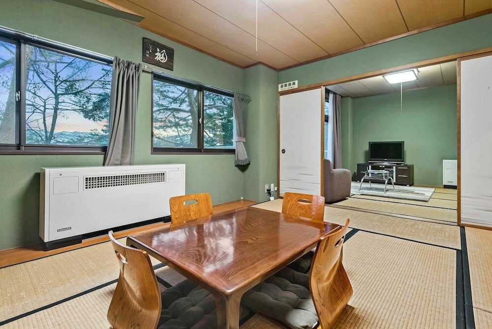 Фото White Horse Hotel