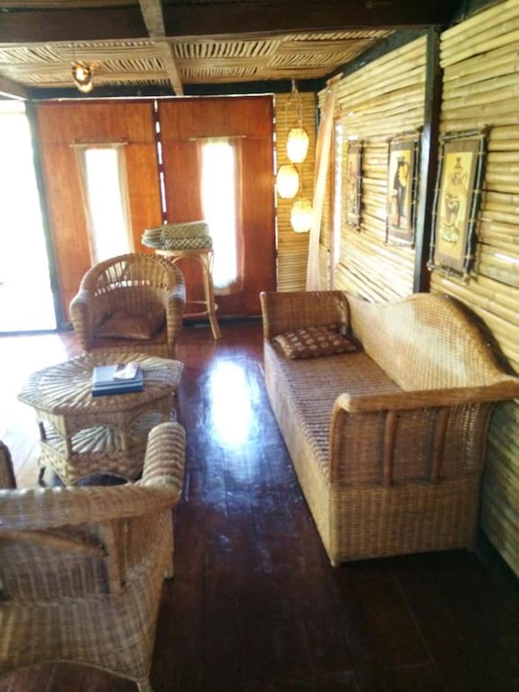 Фото The Village House