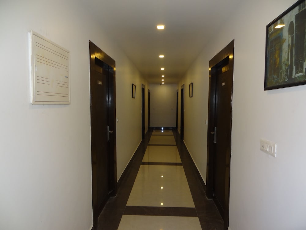 Фото Kamakshi Residency by Royal Collection