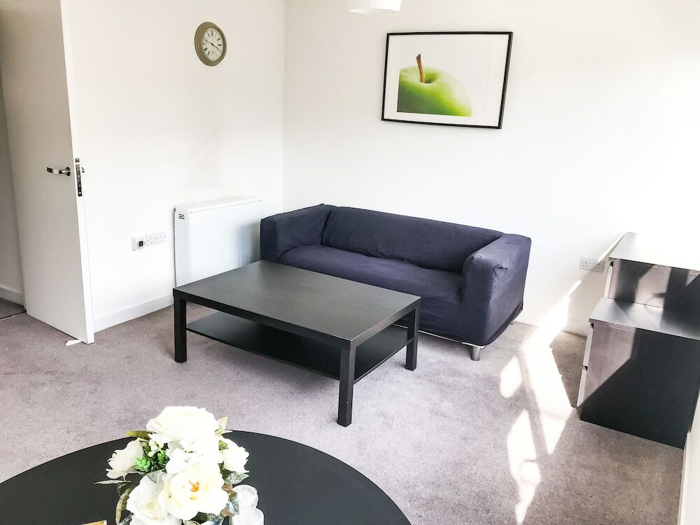 Фото Entire 2 Bedroom Flat Next to Kings College