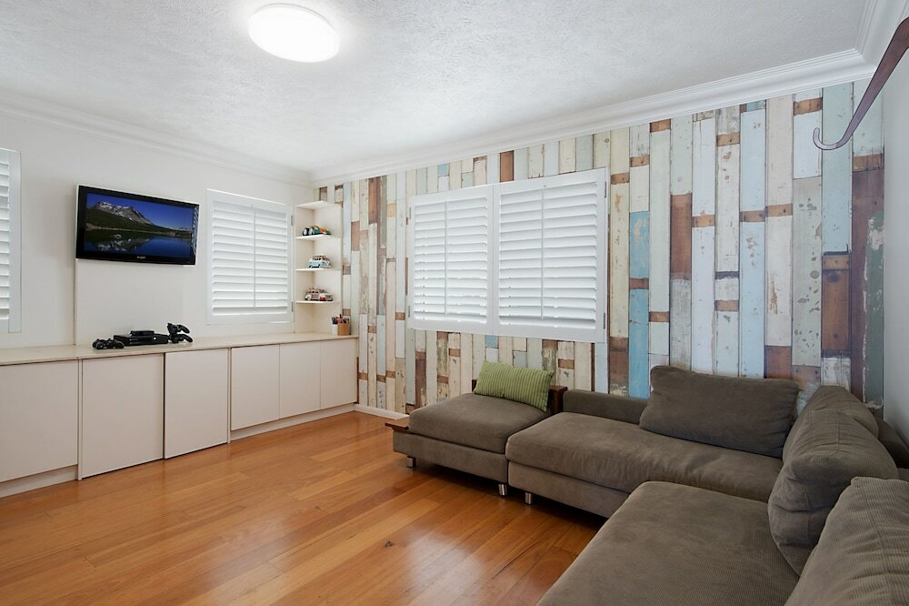 Фото Beachfront Palm Beach Townhouse