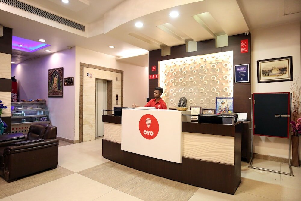 Фото Oyo Flagship 113 Golden Temple Road