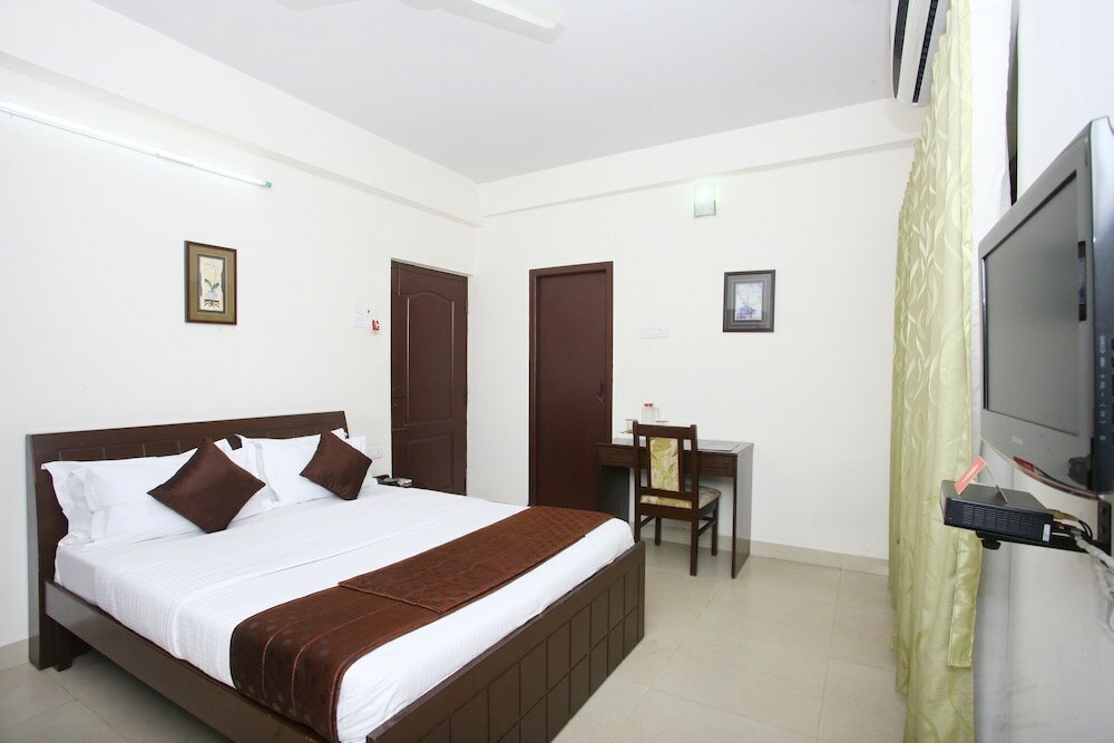 Фото Oyo 10130 Felicity Inn Nungambakkam