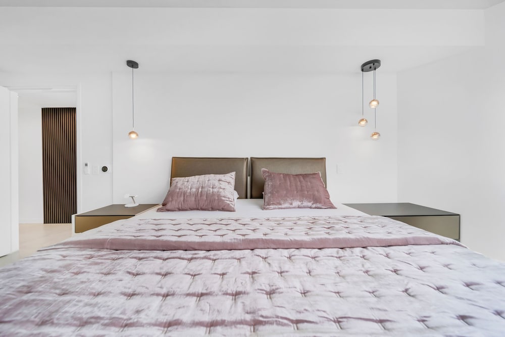 Фото Ocean view Amazing 3br at Tiffany House