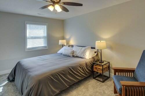 Гостиница Lawrence Vacation Rental ~ 2 Mi to Ku Campus! в Лоуренсе