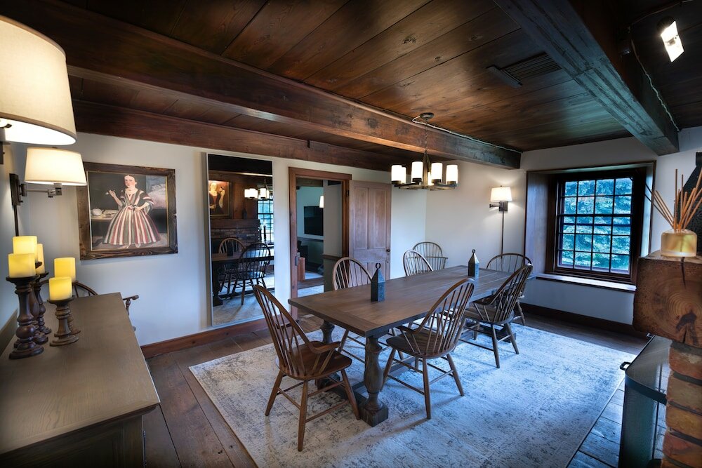 Фото 1735 Stone Farmhouse