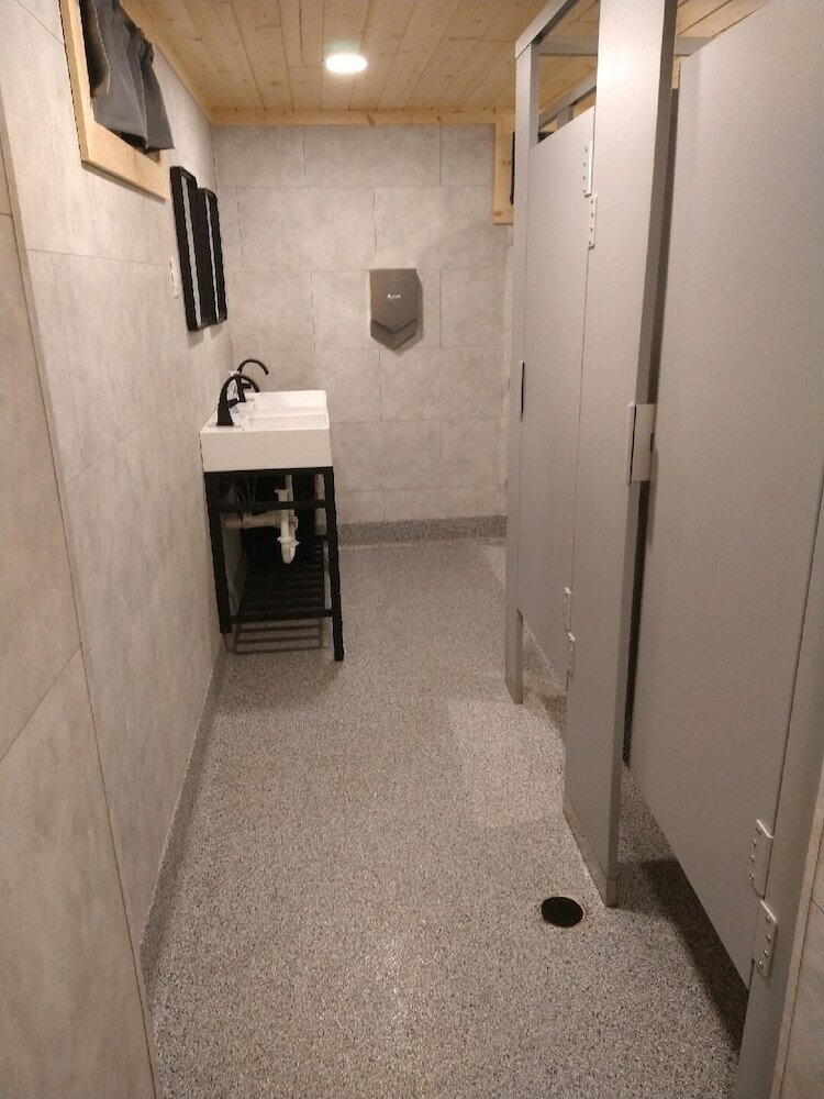 Фото Hiles-Pine Lake Campground