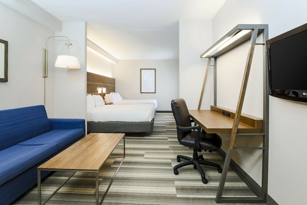 Фото Holiday Inn Express Philadelphia Ne - Langhorne, an Ihg Hotel