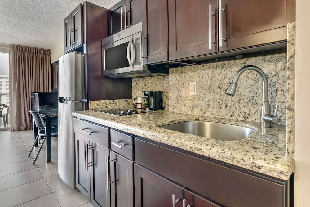 Фото Ramada Plaza by Wyndham Marco Polo Beach Resort