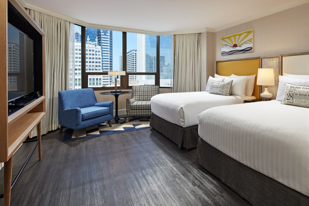 Фото The Bristol Hotel San Diego