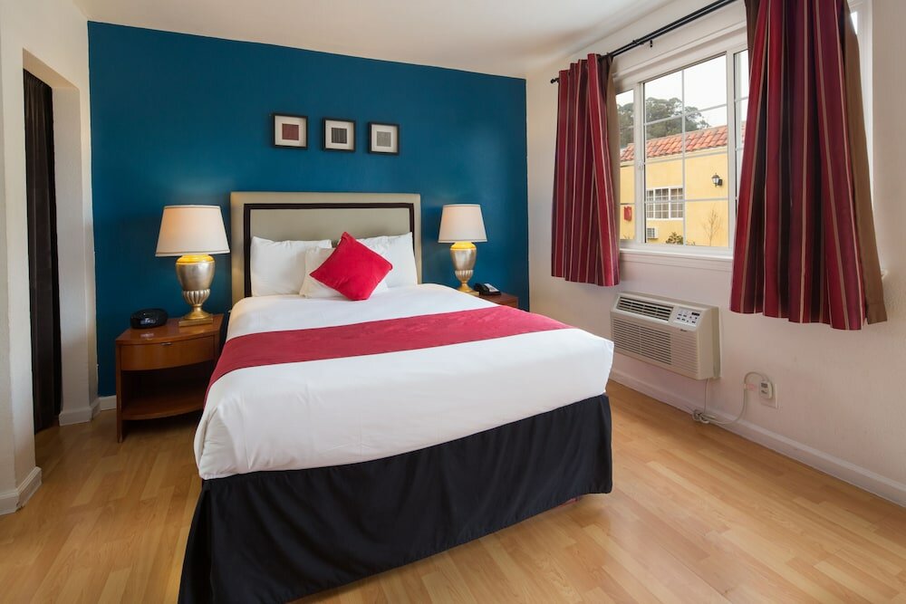 Фото Alpine Inn And Suites