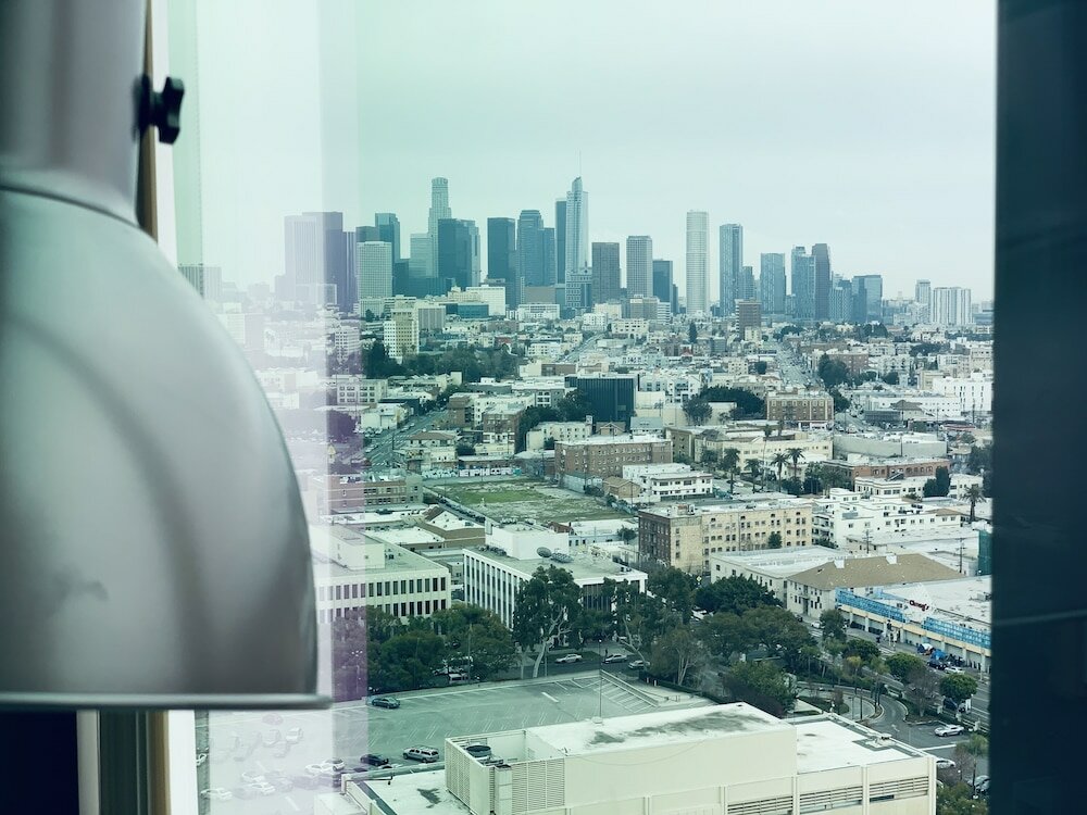 Фото New Lyfe Finest Luxury Apartment