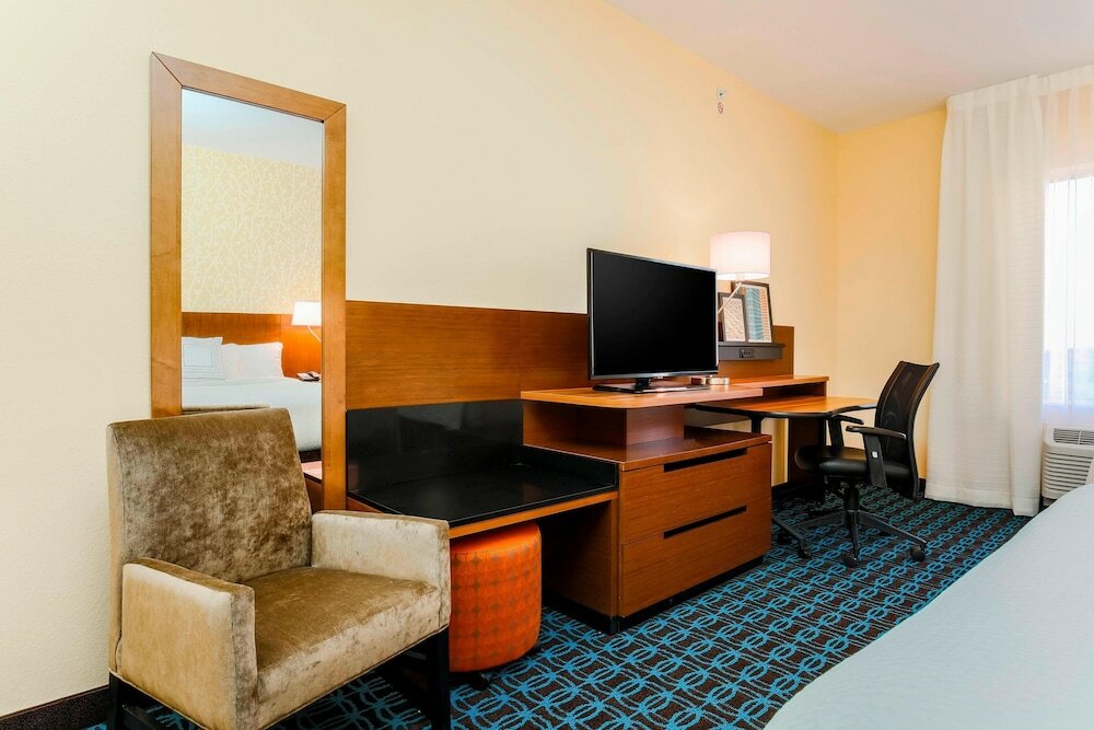 Фото Fairfield Inn & Suites Pecos
