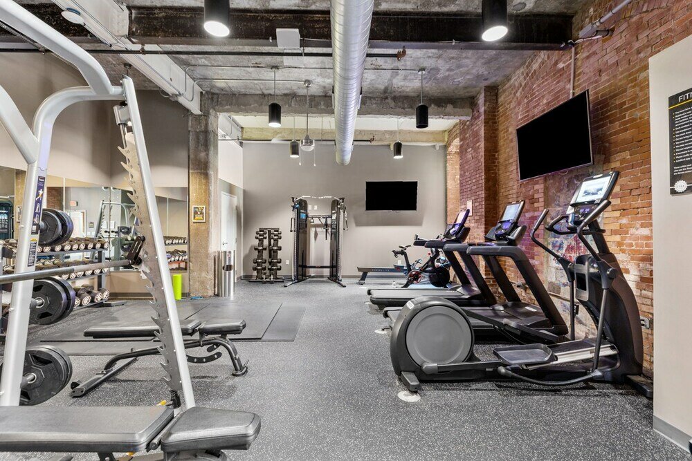 Фото Historic Loft Retreat With Pool