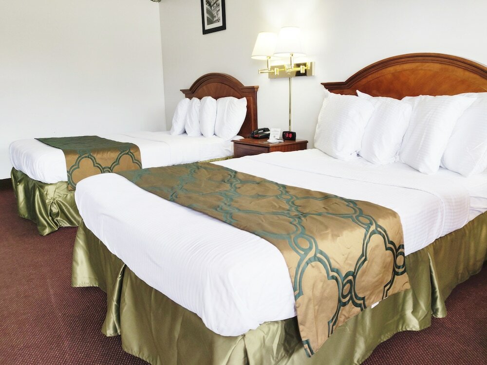 Фото Countryside Inn