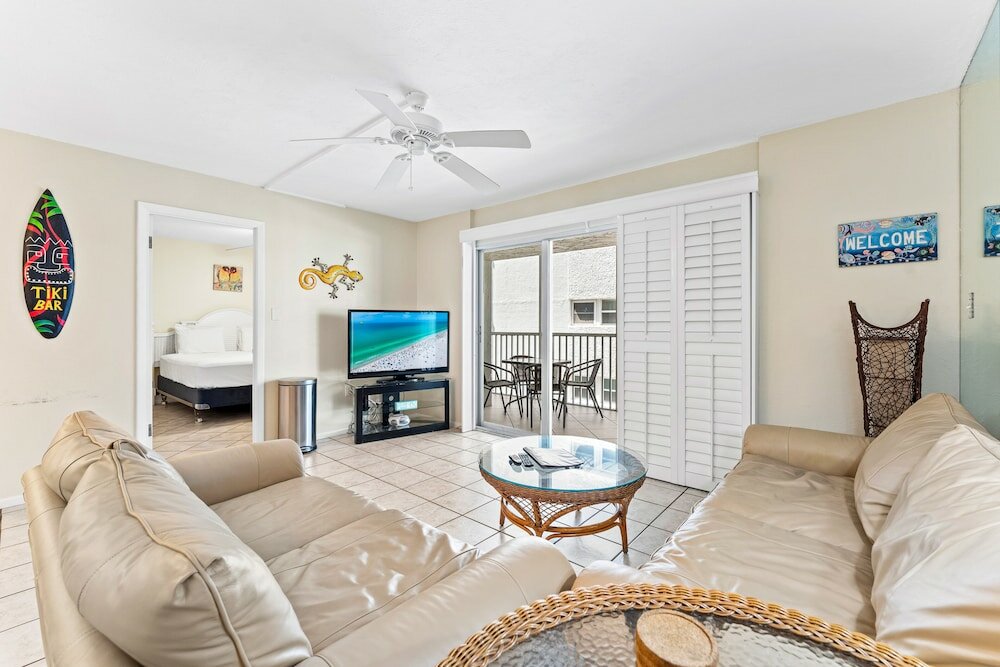 Фото Crescent Arms by Beachside Management