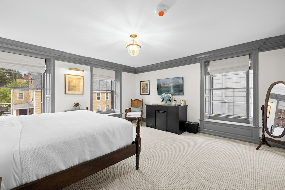 Фото The Davenport Inn