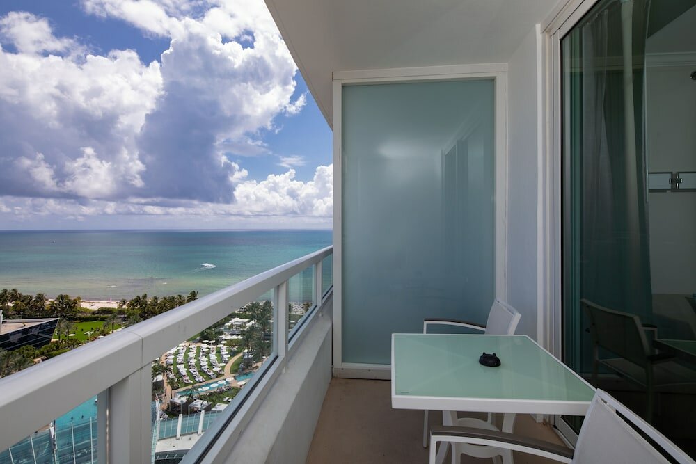 Фото Fontainebleau Miami Beach