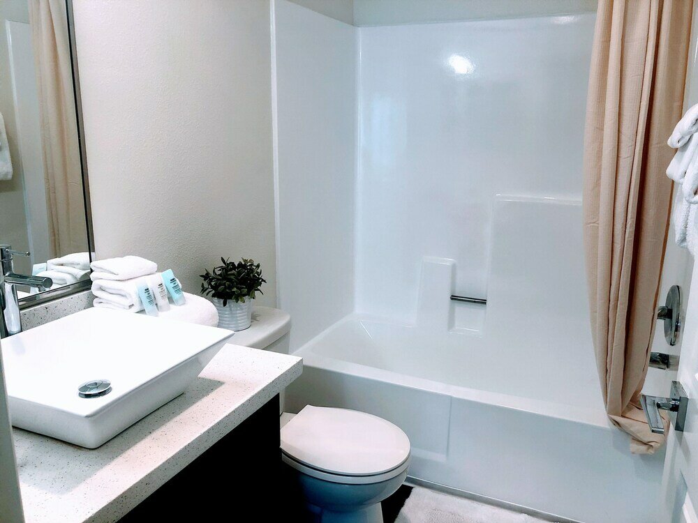 Фото Westwood La Executive Rentals