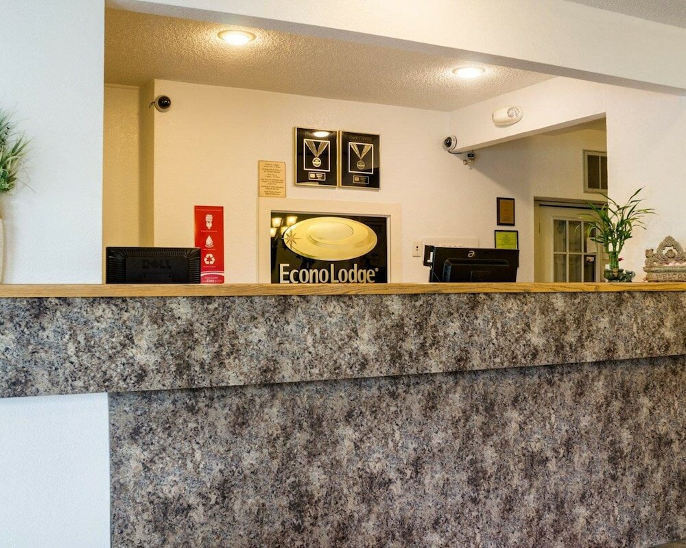 Фото Meadow Acres Inn