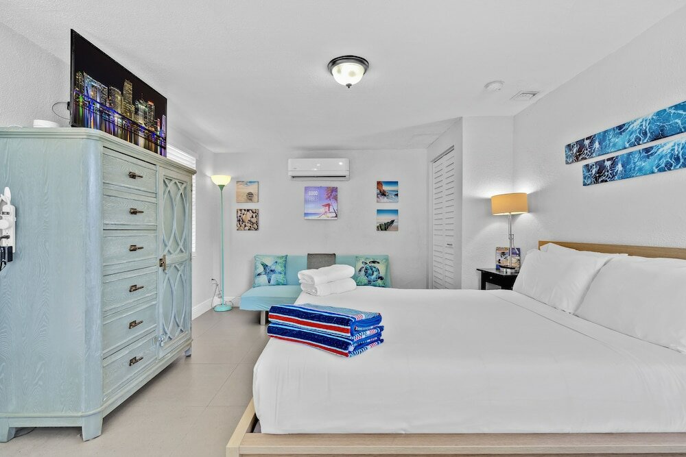 Фото The Blue House Fort Lauderdale