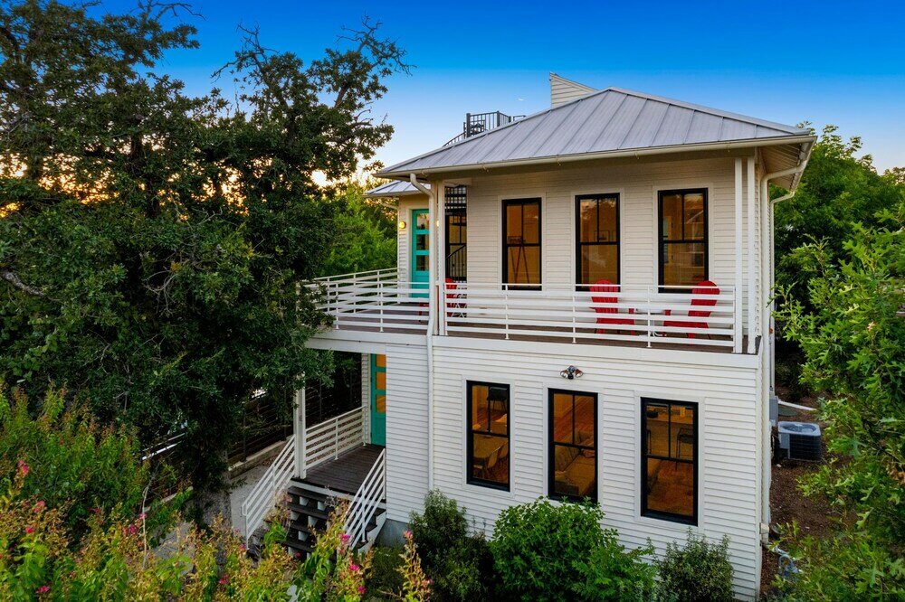 Фото East Side Modern