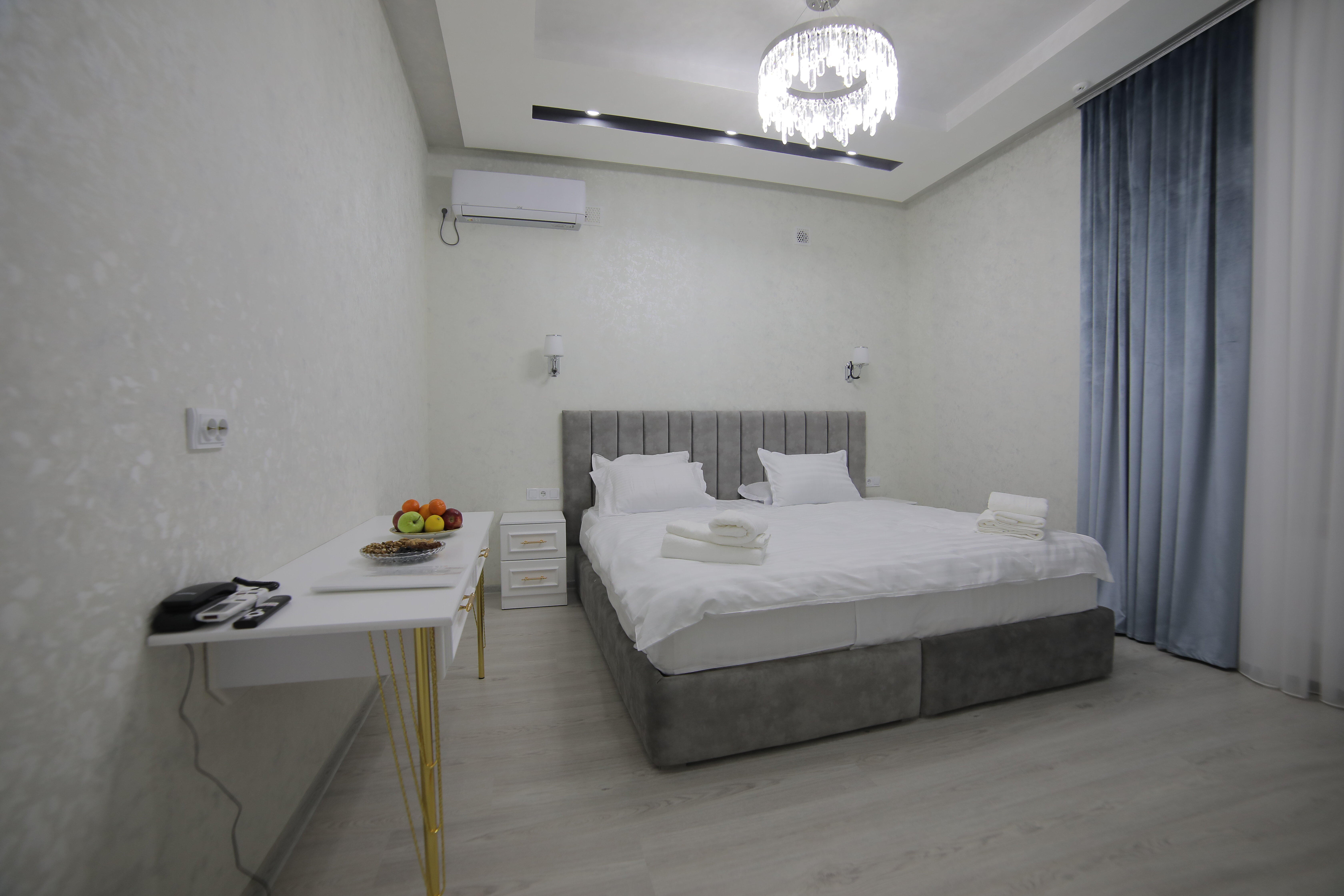 Фото Bibihojar Hotel