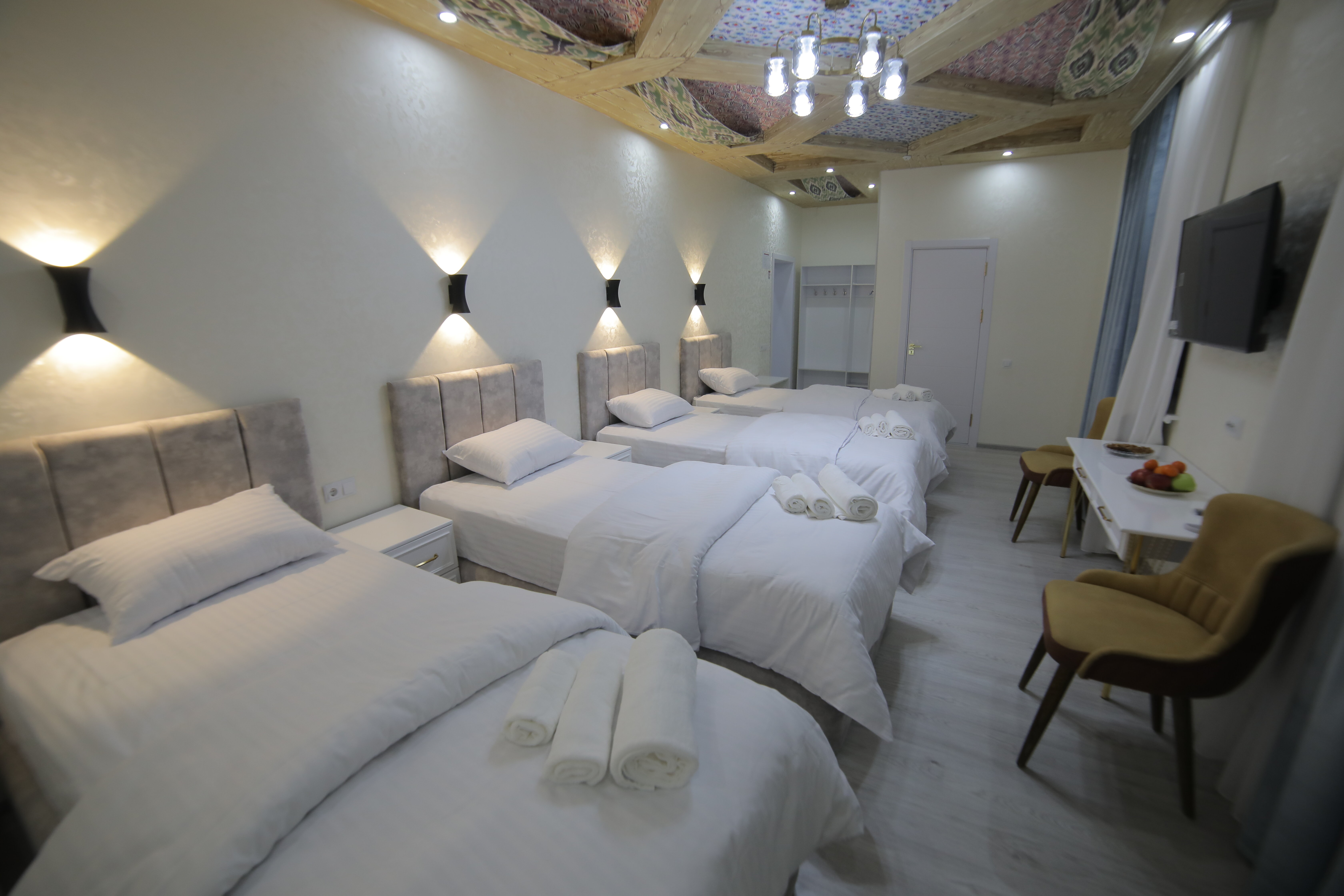 Фото Bibihojar Hotel